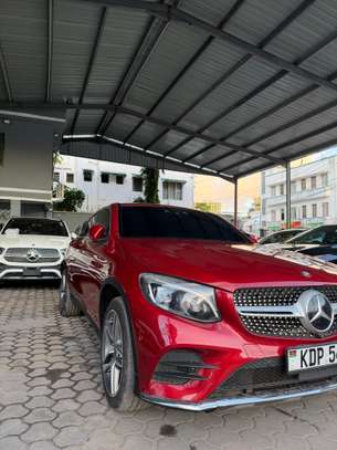 Mercedes GLC 250 2018 Red  coupe Luxury Performance image 4