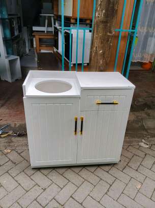 Kitchen cabinet image 3