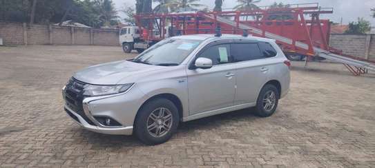 Mitsubishi Outlander sunroof image 7