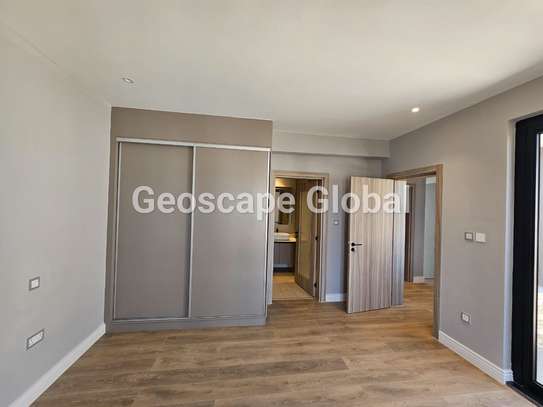 4 Bed Townhouse with En Suite in Runda image 6