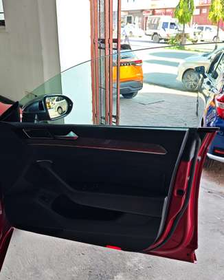 Volkswagen arteon with sunroof is on sale in Mombasa image 7