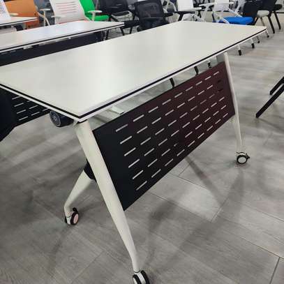 Foldable Table : White Foldable Office Table In Kemera image 7
