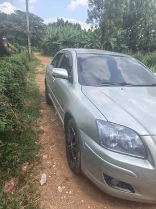 Toyota Avensis image 2