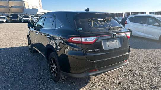 Toyota harrier premium grade for sale in Kenya 🇰🇪 image 3