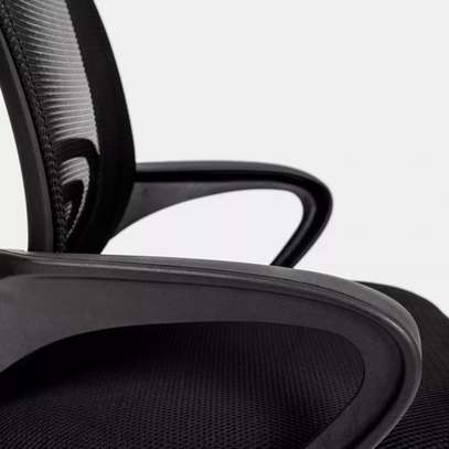 Office Chair; Low Back Mesh Swivel Chair image 5