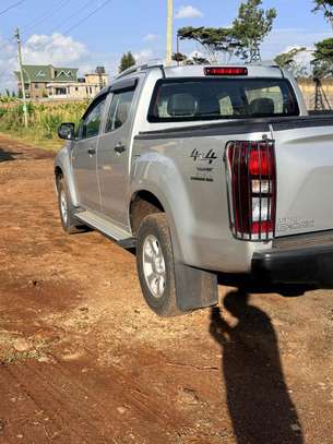 Isuzu DMX double cabin 2021 image 4