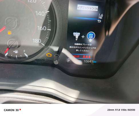 Toyota Corolla sport non hybrid image 8