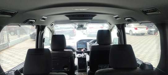 Toyota Voxy ZR grade black 2018 image 9