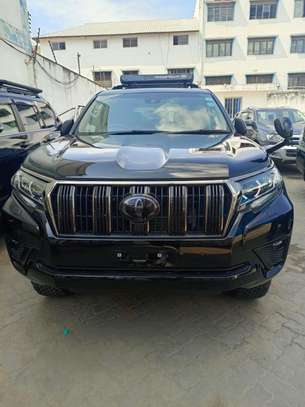 Toyota land cruiser prodo tx  2019 model image 2