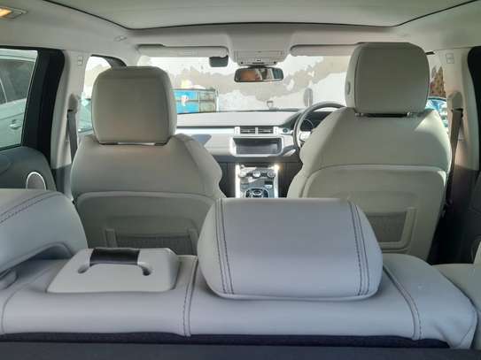 Land Rover  Evogue image 9