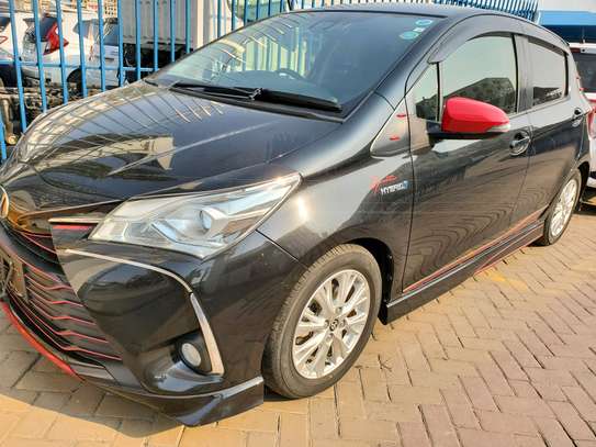 Toyota vitz hybrid image 6