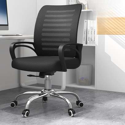Office Chairs: Swivel Mesh Chair Mid-Back image 4