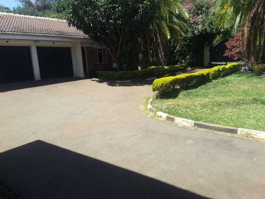 Lovely 5 BR House plus Dsq in Karen image 11