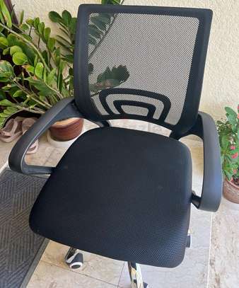 office secretary chair image 4