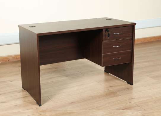0.9Meter Home Study Desk image 4
