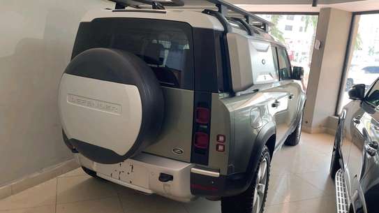LAND-ROVER DEFENDER D24D 2020MODEL image 6
