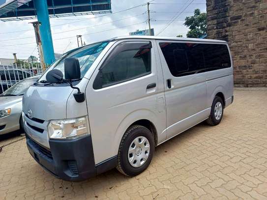 Toyota Hiace 7L 2018 model fully loaded. image 10