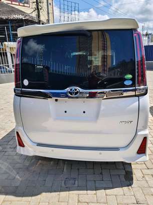 TOYOTA NOAH WXB Non-Hybrid,2019,2wd(WE DO H.P,DEPO 1.5M) image 8