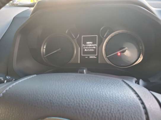 Toyota landcruiser prado image 7