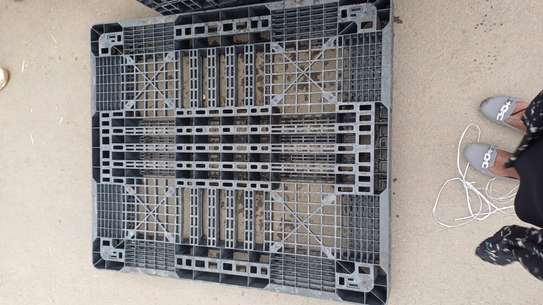 Black Plastic pallets - used image 2