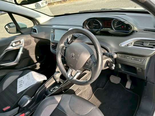 PEUGEOT 2008,2018 MODEL image 8