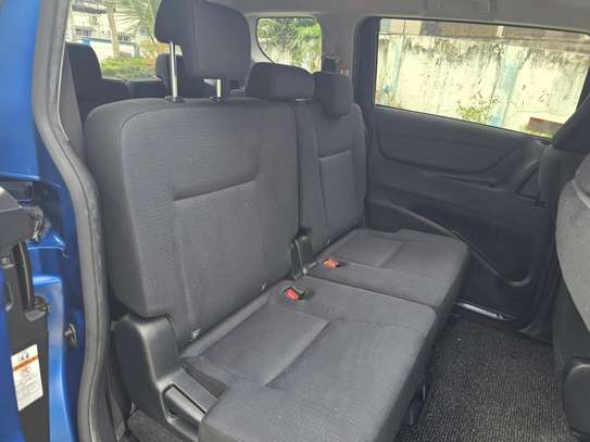 Toyota Sienta Blue 2018 2wd image 7
