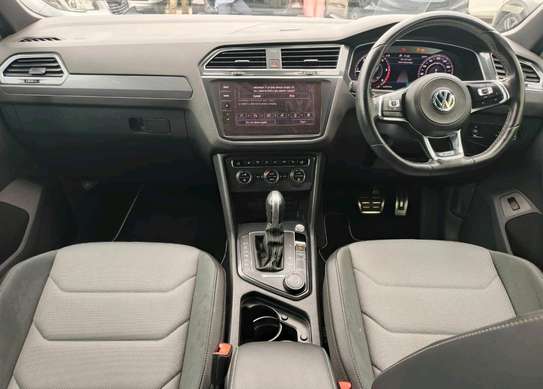 Volkswagen Tiguan R-line white colour 2018 image 4