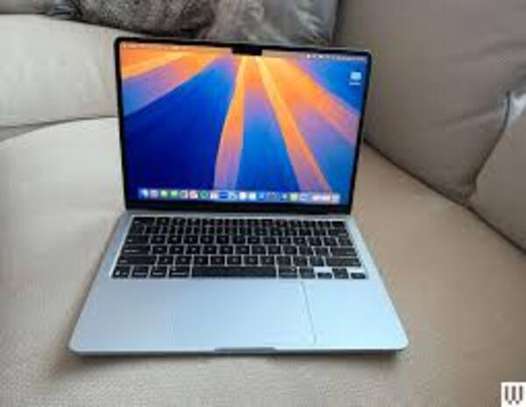 Macbook air m4 2025, 16gb,256 image 7