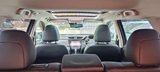 Nissan X-Trail Sunroof Black 2018 4wd image 9