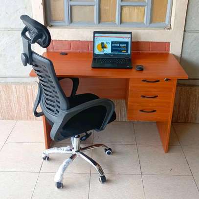 1.2m office Table image 2