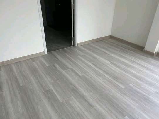 SPC vinyl tiles image 3