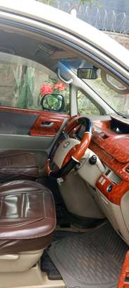 Toyota Noah White Spacious Minivan Reliable Ride image 4