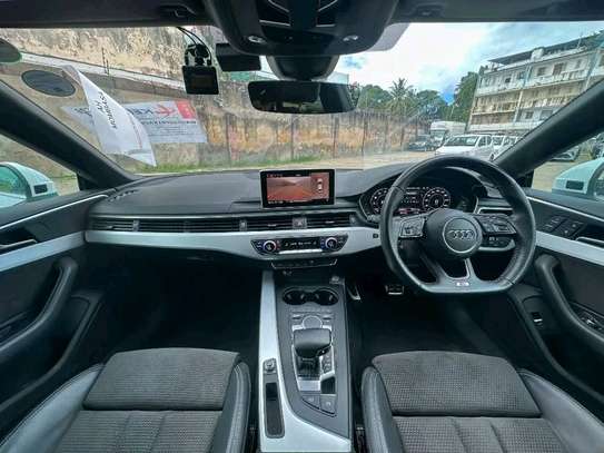 Audi A5 S-Line Quattro 2020 image 9