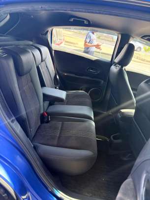 Honda Vezel HR-V Compact SUV Blue Efficient Ride 2019 image 11