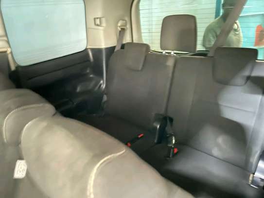 TOYOTA ESQUIRE 2015MODEL 8 SEATER image 4