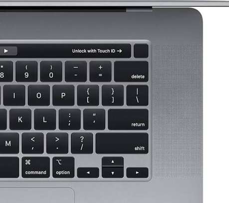 MACBOOK PRO INTEL CORE I7,16GB,256SSD,13.3INCHES image 13