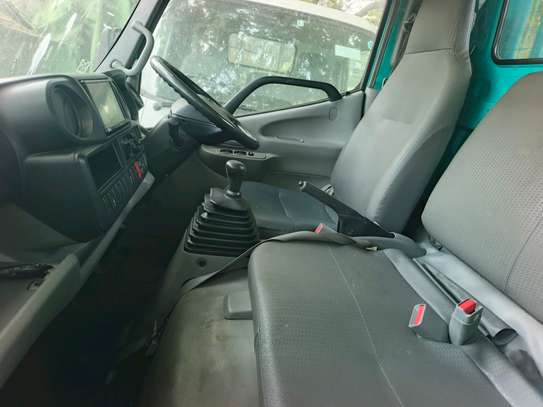Toyota Dyna  manual diesel image 5