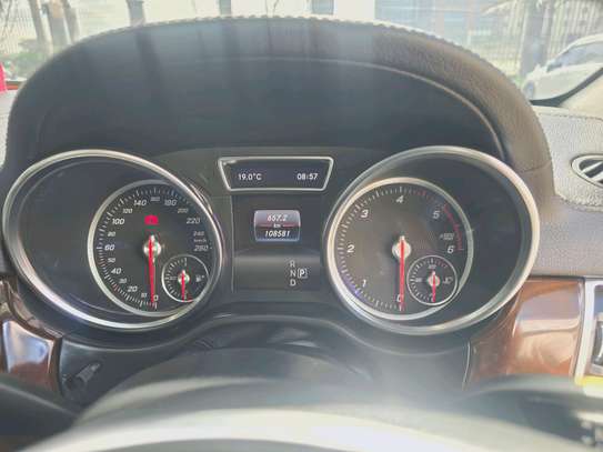 MERCEDES BENZ GLS 350d 2018 image 12
