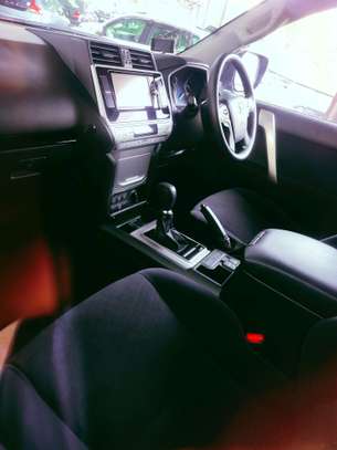 Toyota land cruiser prado Diesel TX 2018 Grey image 6
