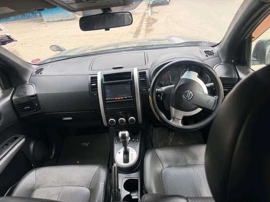 NISSAN XTRAIL 2012 image 2