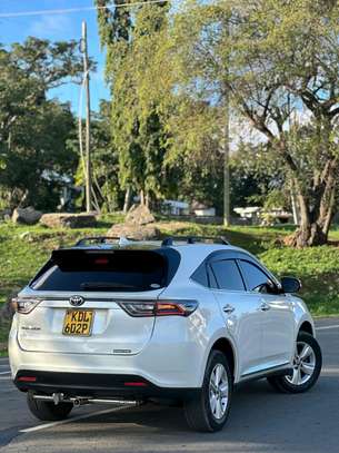 toyota harrieh used non hybrid image 3