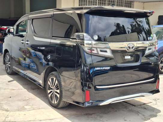 Toyota Vellfire Black Exacutive 2018 image 13