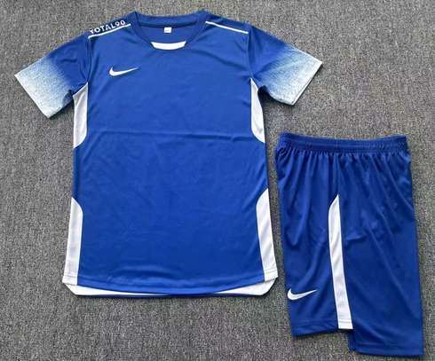 Team uniform image 3
