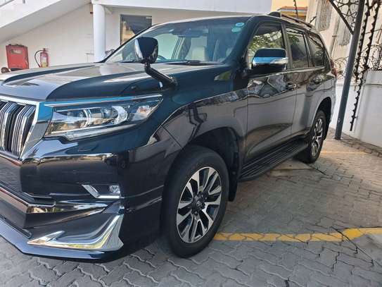 Toyota landcruiser prado image 12