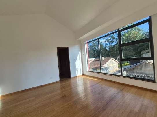 4 Bed Townhouse with En Suite in Garden Estate image 6