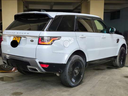 RANGE ROVER SPORT 2019 3000CC DIESEL 134,000 KMS image 13