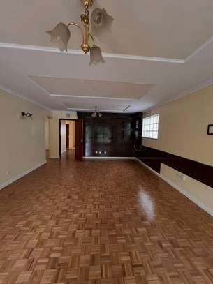 4 Bed Townhouse with En Suite in Lavington image 8