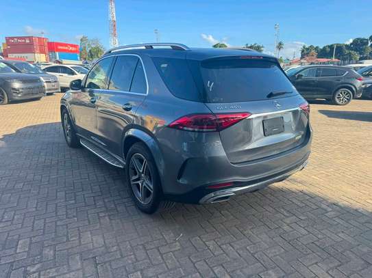 Mercedes Benz AMG GLS400d 2022 image 9
