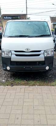 Toyota Hiace Van White Reliable Spacious image 5