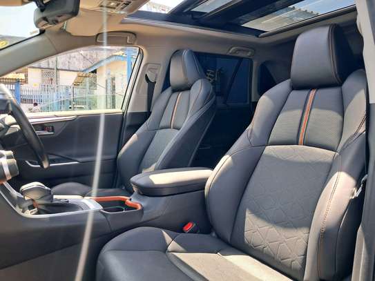 Toyota Rav4 Green 2021 Sunroof image 3